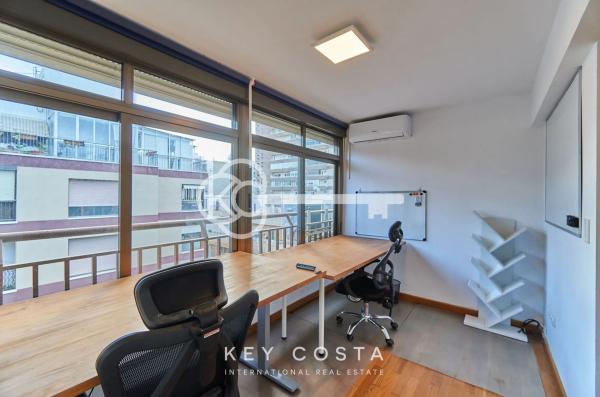 Ático en calle Pintor Cabrera