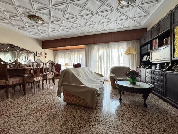 Piso en calle Poeta Campos Vasallo s/n