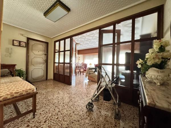 Piso en calle Poeta Campos Vasallo s/n