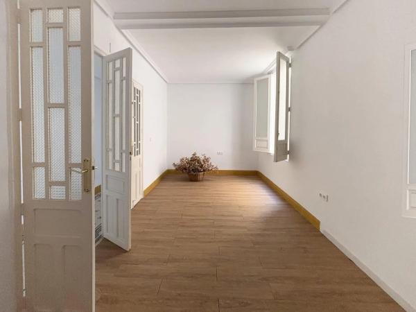 Piso en plaza de los Luceros