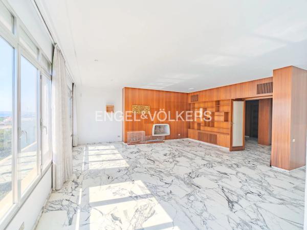 Piso en avenida de Ramón y Cajal, 3