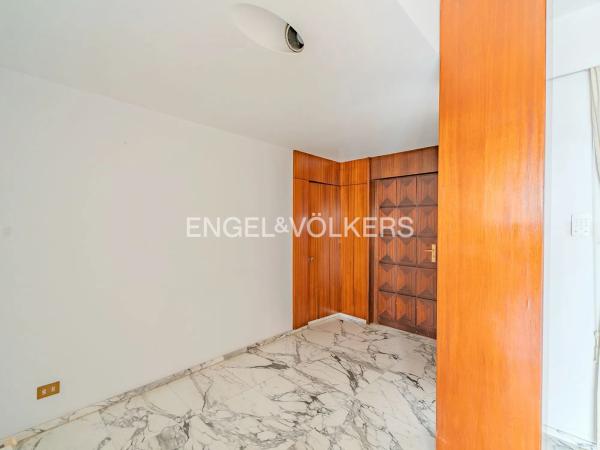 Piso en avenida de Ramón y Cajal, 3