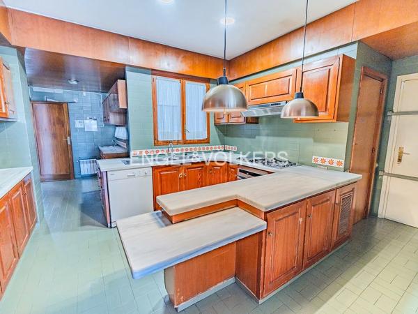 Piso en avenida de Ramón y Cajal, 3