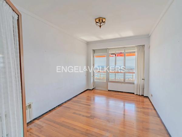 Piso en avenida de Ramón y Cajal, 3