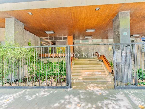 Piso en avenida de Ramón y Cajal, 3