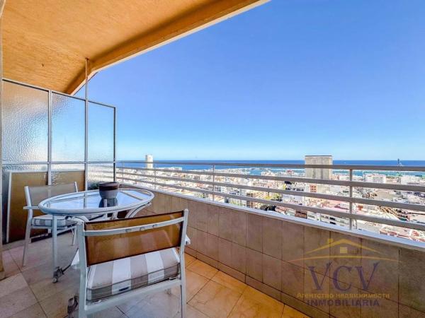 Estudio en calle Poeta Vila y Blanco