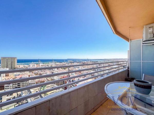 Estudio en calle Poeta Vila y Blanco