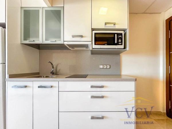 Estudio en calle Poeta Vila y Blanco