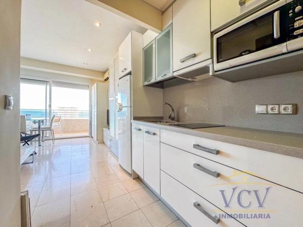 Estudio en calle Poeta Vila y Blanco