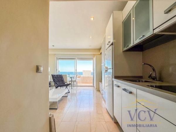 Estudio en calle Poeta Vila y Blanco