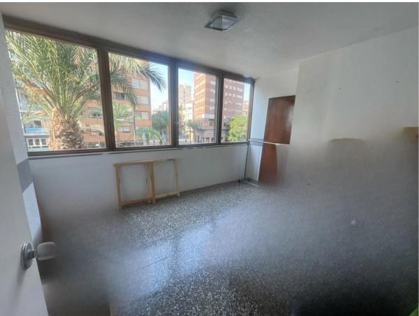 Piso en avenida Alfonso El Sabio, 5