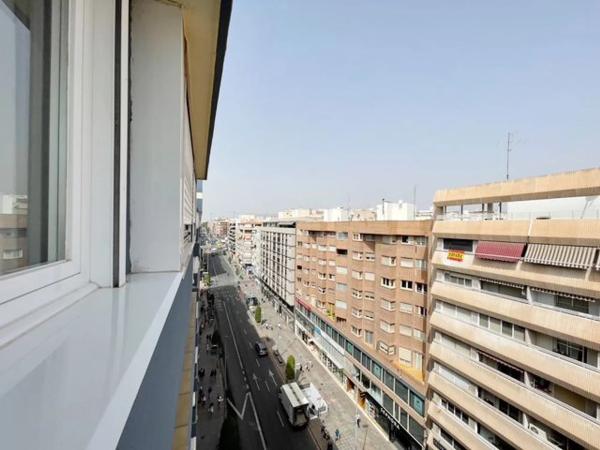 Piso en avenida Maisonnave