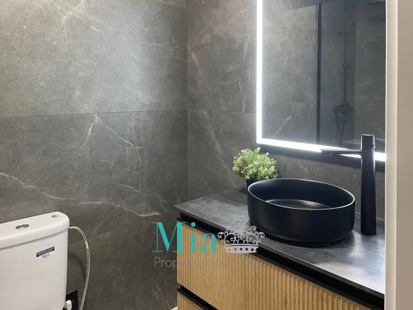 Piso en calle Italia, 4