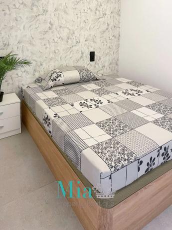 Piso en calle Italia, 4