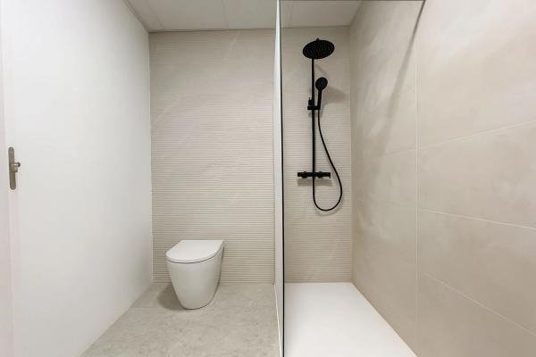 Piso en calle Reyes Católicos