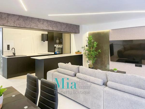 Piso en calle Italia, 4