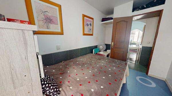 Piso en calle Reyes Católicos