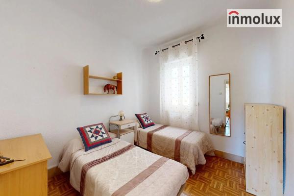 Piso en calle del Médico Pascual Pérez, 31