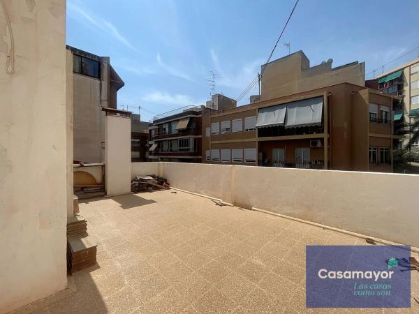 Piso en calle del Tucuman