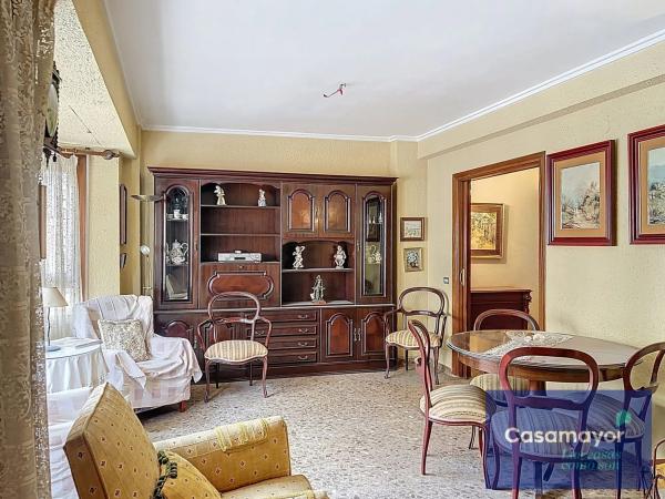 Piso en calle del Tucuman