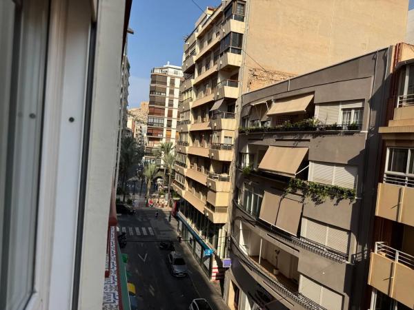 Piso en calle Pintor Cabrera, 8