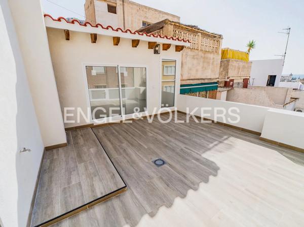 Ático en calle General Primo de Rivera, 8