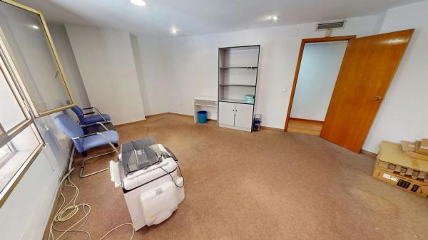 Piso en avenida Oscar Espla