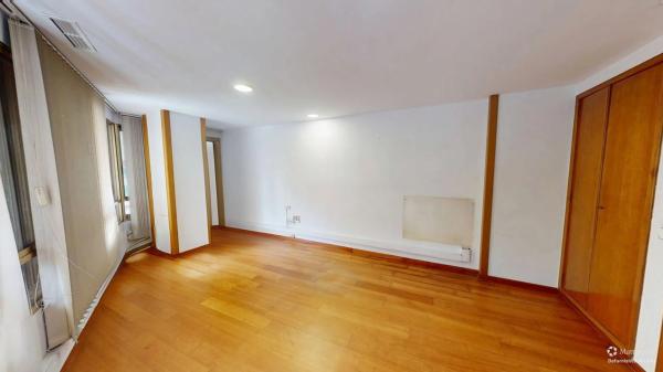 Piso en avenida Oscar Espla