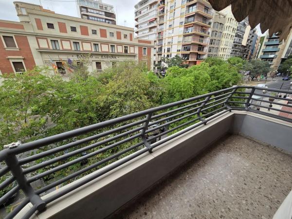 Piso en Rb Mendez Nuñez, 38