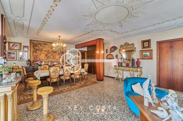 Piso en Poeta Quintana