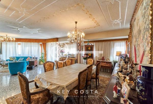 Piso en Poeta Quintana