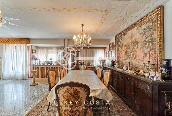 Piso en Poeta Quintana