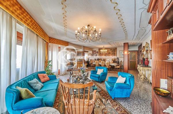 Piso en Poeta Quintana