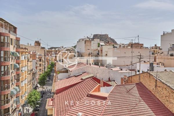 Piso en Poeta Quintana