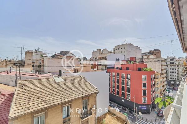 Piso en Poeta Quintana