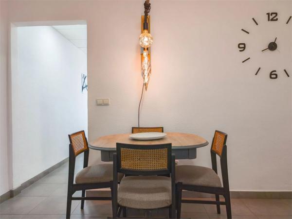 Ático en calle Teulada, 46