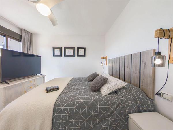 Ático en calle Teulada, 46