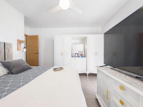 Ático en calle Teulada, 46