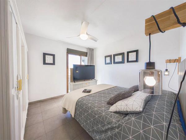 Ático en calle Teulada, 46