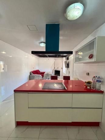 Casa independiente en calle Amadeo Valls