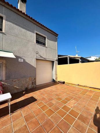 Casa independiente en calle Amadeo Valls