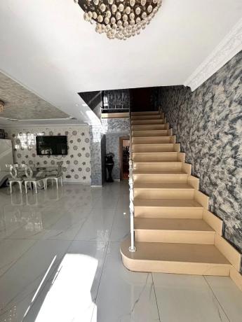 Casa independiente en calle Amadeo Valls