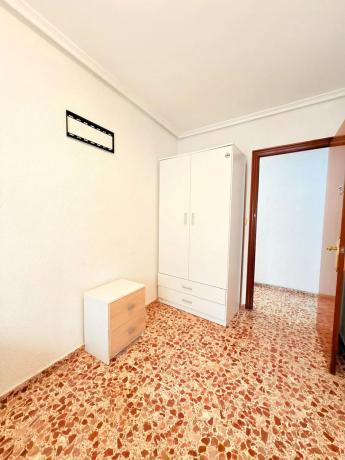 Piso en avenida Novelda