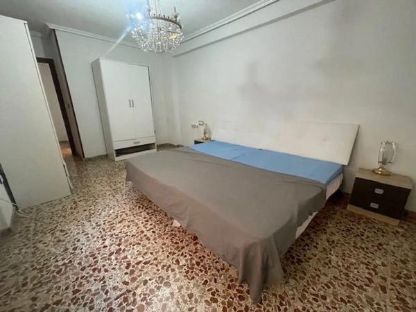 Piso en avenida Novelda