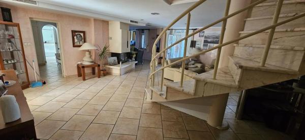 Casa independiente en camino Viejo de Elche