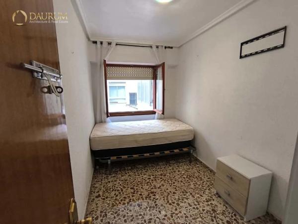 Piso en avenida Novelda