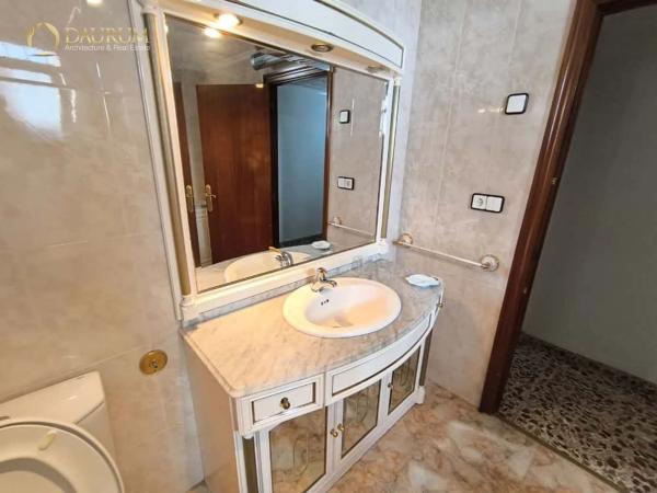 Piso en avenida Novelda