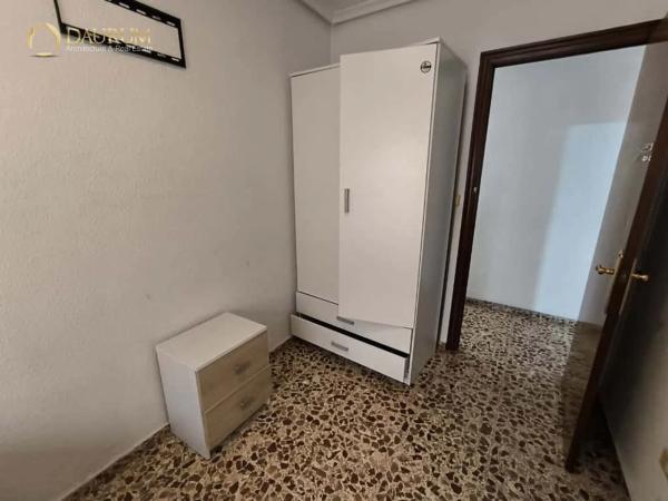 Piso en avenida Novelda