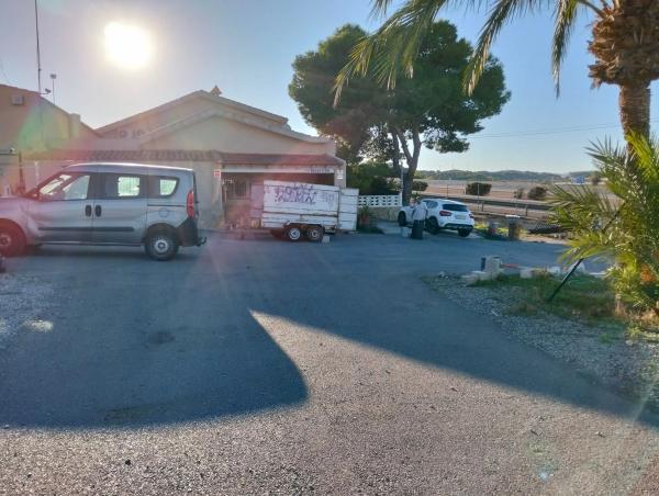 Finca rústica en camino viejo de Elche, 71