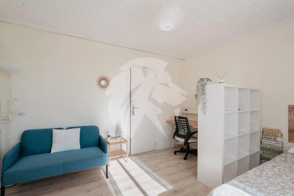 Piso en calle Uruguay